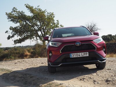 Probamos el Toyota RAV4 Plug-in para descubrir qué aporta una motorización híbrida enchufable al SUV 