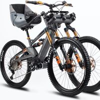 Esta bicicleta eléctrica con dos ruedas delanteras articuladas promete aventuras para personas con movilidad reducida