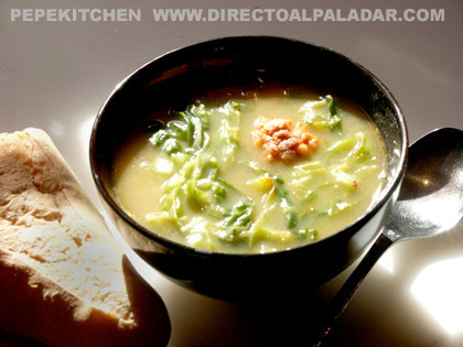 Caldo verde portugués. Receta