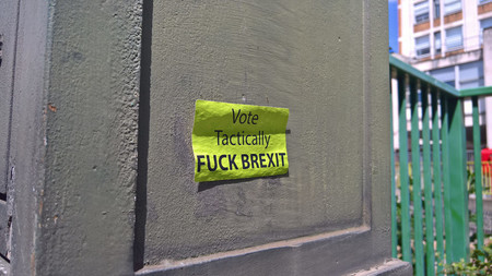 Así tributarán los españoles residentes en Reino Unido después del Brexit 