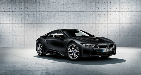 BMW se trae 6 unidades del i8 Protonic Frozen Black Edition a México