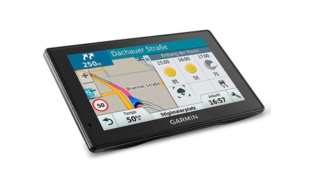 Si quieres un navegador GPS de gran pantalla, el Garmin Drive 70 EU LMT-D está hoy en Amazon rebajado en 80 euros
