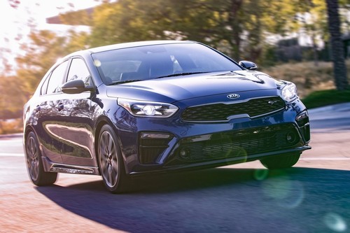 KIA Forte GT Sedan: Precios, versiones y equipamiento en México