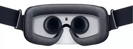 VR