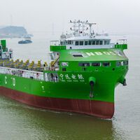 Hay quien piensa que los "megabarcos eléctricos" son una quimera. China acaba de estrenar 10.000 toneladas de razones en contra