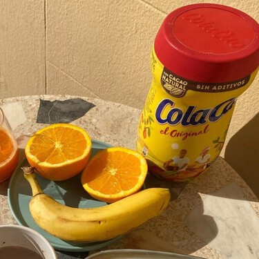 Jamás se me hubiera ocurrido, pero si reutilizas un bote de Cola Cao vacío puedes crear estos organizadores  para la cocina 