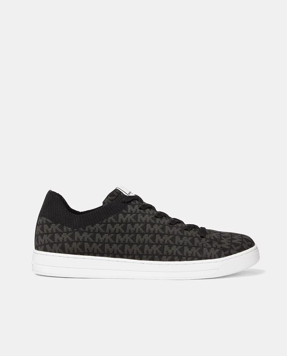 Zapatillas deportivas de hombre en negro con estampado de logotipos