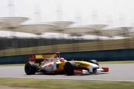 Fernando Alonso se vuelve de China sin puntos