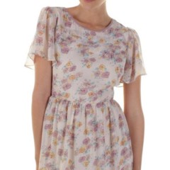 Foto 16 de 33 de la galería marcas-diferentes-para-chicas-diferentes-darling en Trendencias