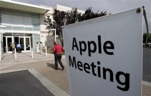 apple shareholder meeting cupertino
