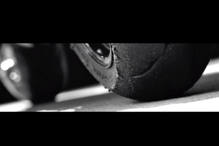 Honda libera el primer teaser de la CBR1000RR Fireblade 2017, más afilada que nunca