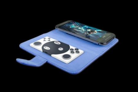 Esta funda esconde un sencillo mando para jugar con el móvil