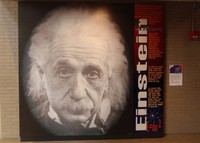 No pienses en el futuro, llega demasiado pronto 