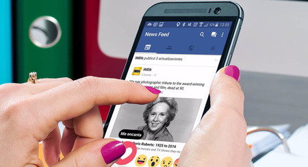 Facebook asegura haber solucionado el problema que provocaba un drenaje de batería a algunos usuarios