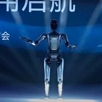 China también quiere ganar a Tesla con los robots humanoides para fabricar coches eléctricos y sustituir a personas: espera producirlos en masa en 2025