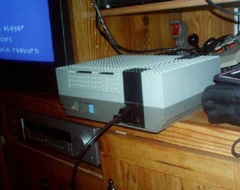 NES hecha con piezas de LEGO