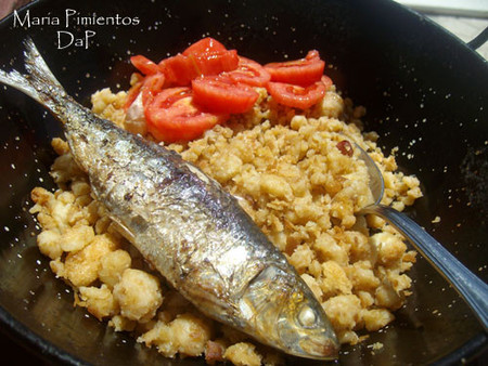 Migas de verano con sardinas. Receta