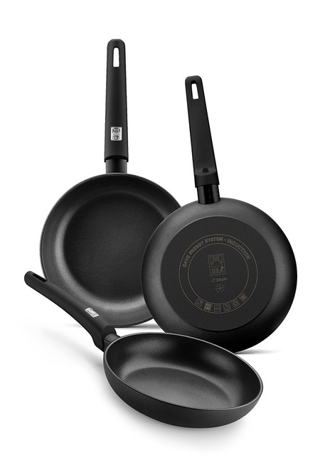 Oferta Flash: el set de tres sartenes BRA Silver de 18, 22 y 26 centímetros cuesta 44,99 euros en Amazon