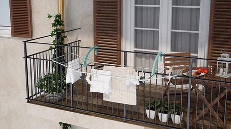 13 tendederos plegables y extensibles para barandillas de balcones pequeños