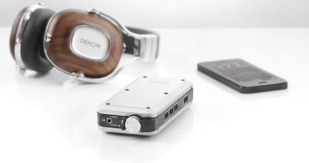 Denon DA-10, el amplificador con DAC HiFi para auriculares que podrás llevar en el bolsillo