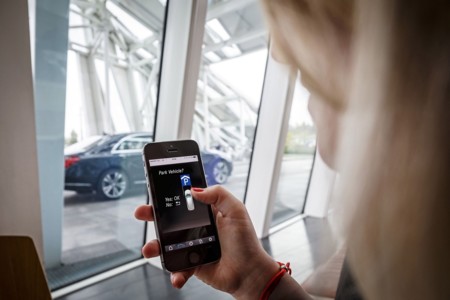Los Mercedes-Benz del futuro se podrán estacionar solos
