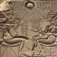 O paradeiro da tumba de Nefertiti obceca os arqueólogos há um século; uma câmara oculta pode conter a resposta 