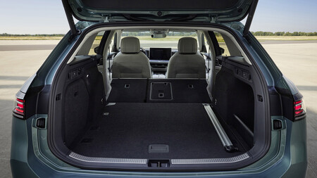 Volkswagen Passat 2024 6