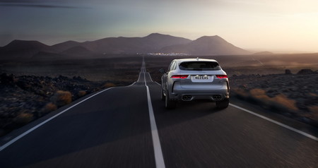 Jaguar F Pace Svr 4