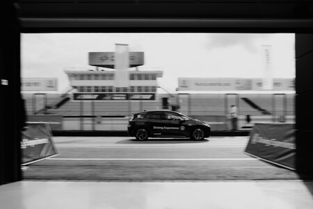 Volkswagen Driving Experience 17 3