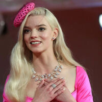 Anya Taylor-Joy, actriz que interpreta a Peach en Super Mario Bros. La película, se disfrazó de la princesa en Halloween 
