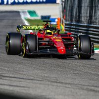 Charles Leclerc desata la locura con una pole position roja en Monza y a Fernando Alonso le anulan su vuelta