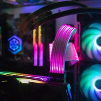 Este PC con 128 GB de RAM, RTX 5090 y más de 1.000 euros de descuento es lo más bestia que he visto en mucho tiempo 