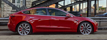 Noruega apostó todo al coche eléctrico. Ahora han reculado porque beneficiaba sobre todo a los ricos