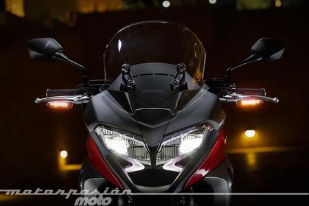 Honda VFR800X Crossrunner