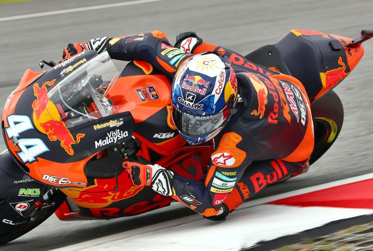 Segunda victoria y candidatura al título de 2018 para Miguel Oliveira con doblete de KTM en Sepang