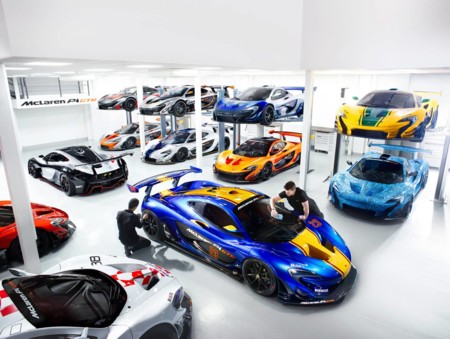 Un vistazo al taller de los McLaren P1 GTR