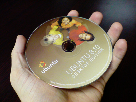Ubuntu Quantal Quetzal no podrá caber en un CD