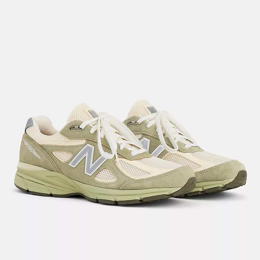 New Balance Made in USA 990v4