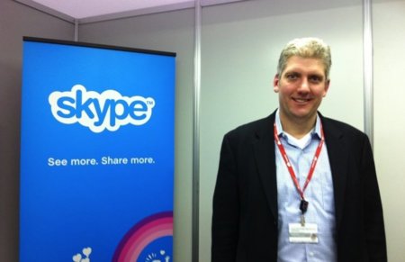 Una charla con Rick Osterloh, director de producto y diseño en Skype