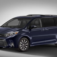 La Toyota Sienna 2018 estrena frente y tecnología, pero no generación