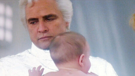 Marlon Brando como Jor-el