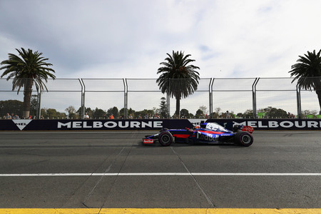carlos-sainz-toro-rosso