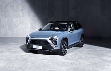 NIO ES8 tendrá 643 caballos de fuerza y baterías que se intercambian en 3 minutos