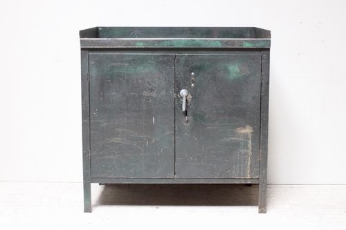 Trece muebles que demuestran que el estilo retro sigue vivo y da para mucho