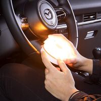 La auténtica luz de emergencia V-16 de la DGT que te libra de pagar multas, rebajada en Amazon 