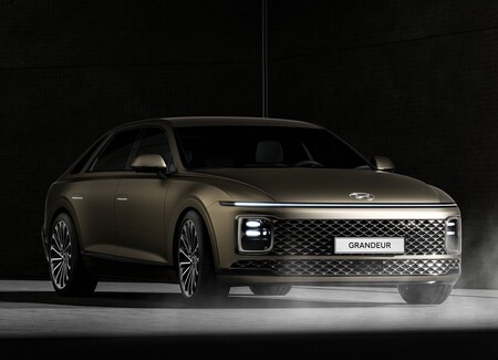 Hyundai Grandeur 2023 1600 01