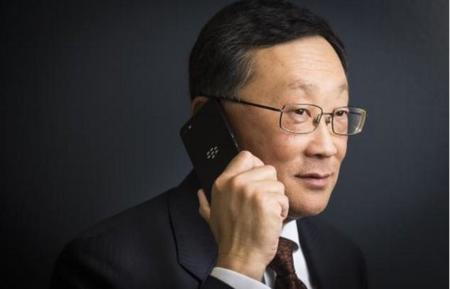 BlackBerry vuelve a lo que mejor sabe hacer: smartphones con teclado físico para la empresa