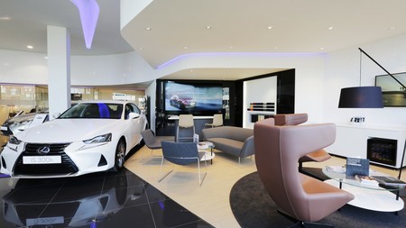 lexus