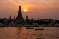 Guía de templos de Bangkok: Wat Arum o Templo del Amanecer