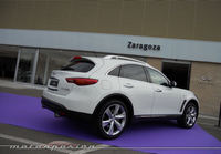 Asistimos a la inauguración del Centro Infiniti de Zaragoza y probamos el FX50 s